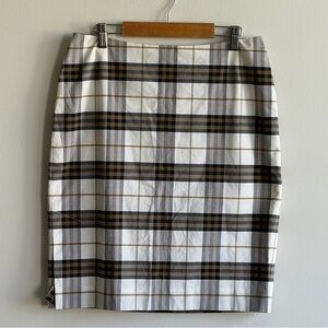 Vintage Burberry London Plaid Skirt Made in Italy US 12 (fits like size 6)